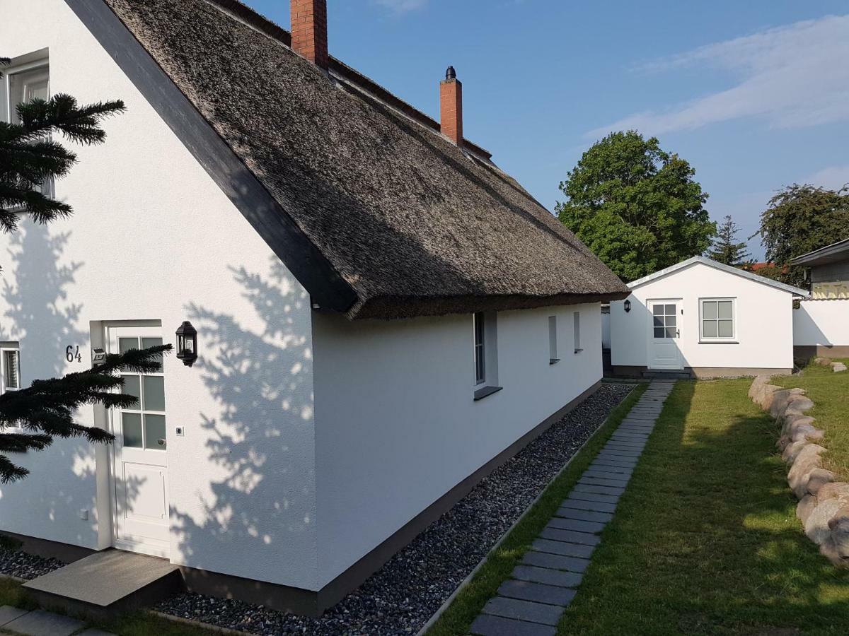 Reetferienhaus - Schaprode Hafen ภายนอก รูปภาพ